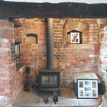 Priory Cottage Westbury  Exteriör bild