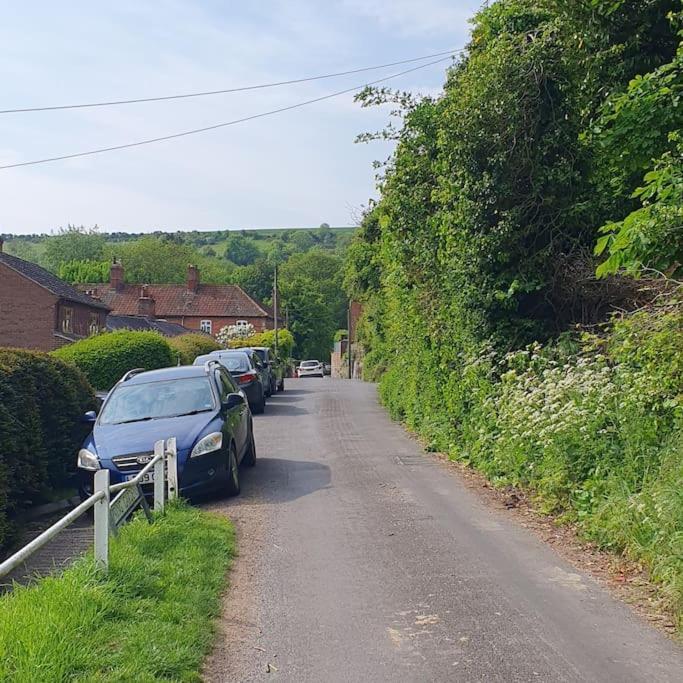 Priory Cottage Westbury  Exteriör bild